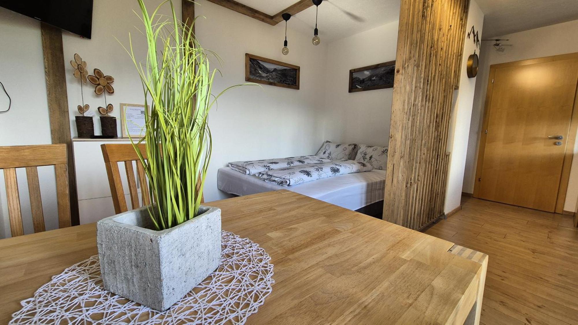 Alpenzauber Tilg Apartment Имст Екстериор снимка
